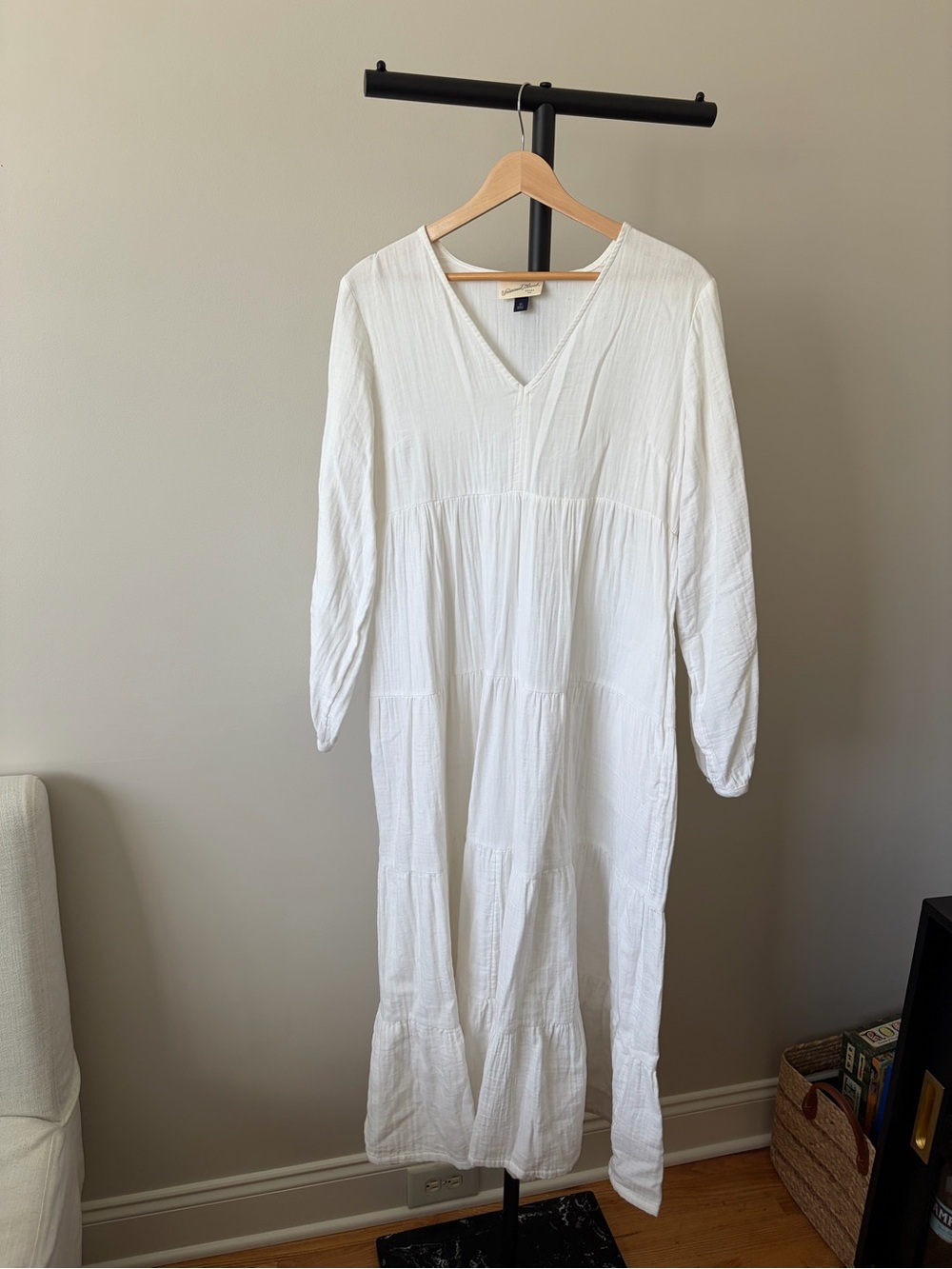 Universal Thread White V-Neck Maxi Dress